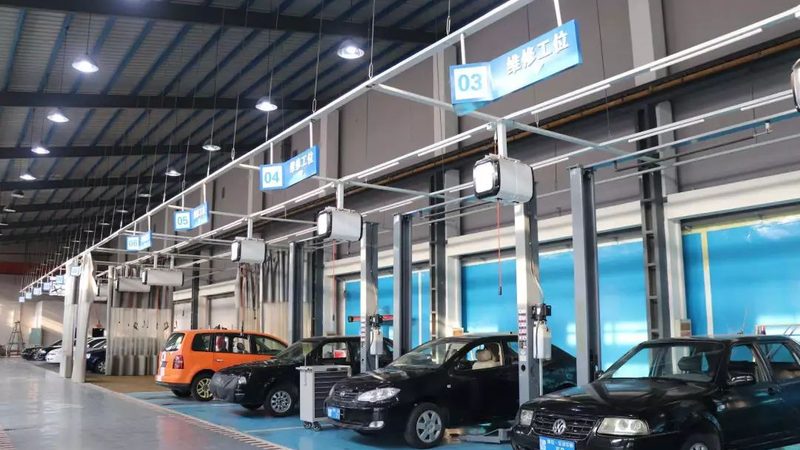 新能源汽车配件加盟店选址方法：把握四大关键因素