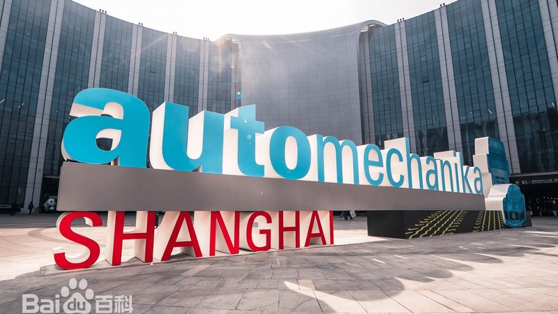 上海汽车作为国内知名汽车品牌，其大灯灯泡型号也较为丰富。以下是一些常见型号：