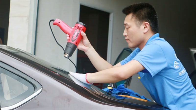 汽车大灯翻新修复：关键步骤与注意事项